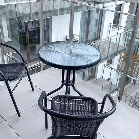 Comfortable 1-Room Apartment Close To The Center 바르샤바 외부 사진