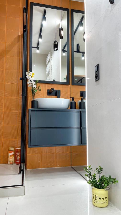 Comfortable 1-Room Apartment Close To The Center 바르샤바 외부 사진